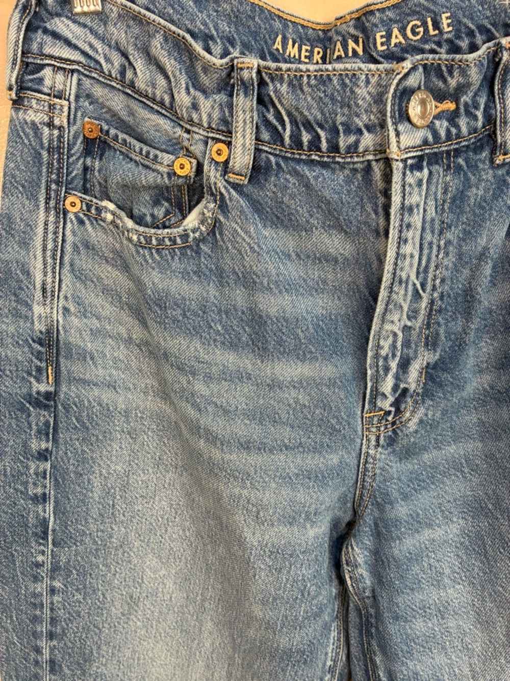 American Eagle Super High Rise Baggy Wide Leg Jeans - Picture 6 of 13